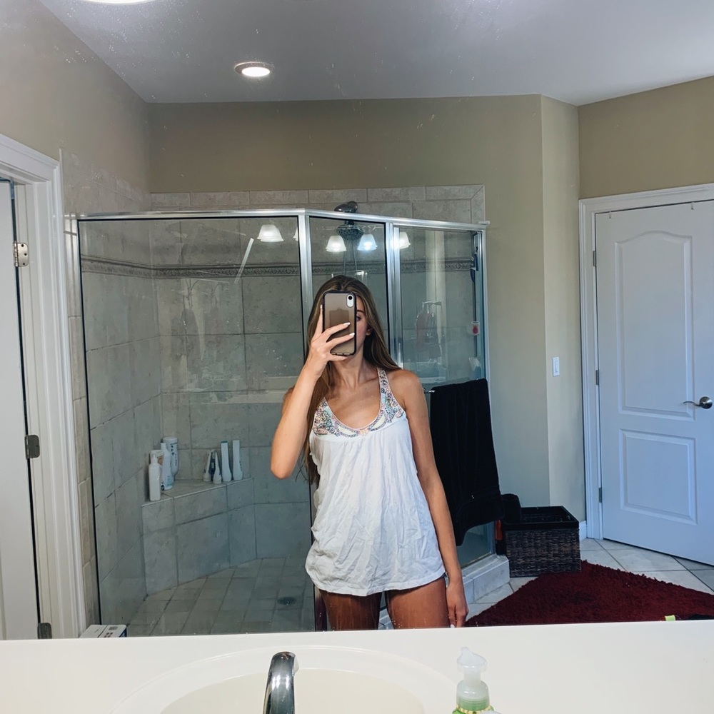 white Aeropostale tank top